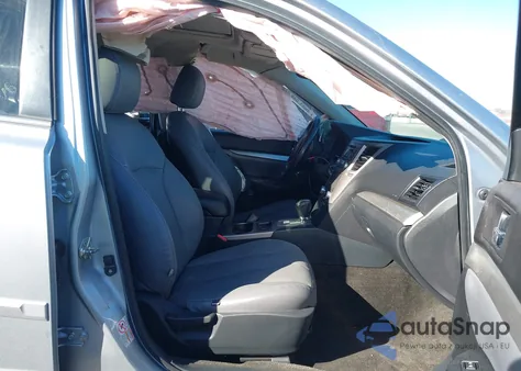 2013 Subaru Outback 2.5I Premium from USA, damaged, VIN 4S4BRCGC2D3233720